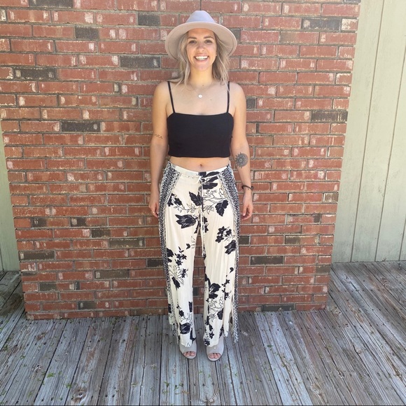 Billabong Pants - Billabong Floral Flowy Pant Open Leg NWOT Small